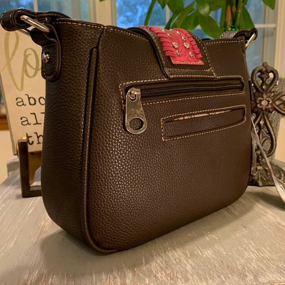 Montana West pink dark brown buckle and rhinestone crossbody NWT - Picture 3 of 16